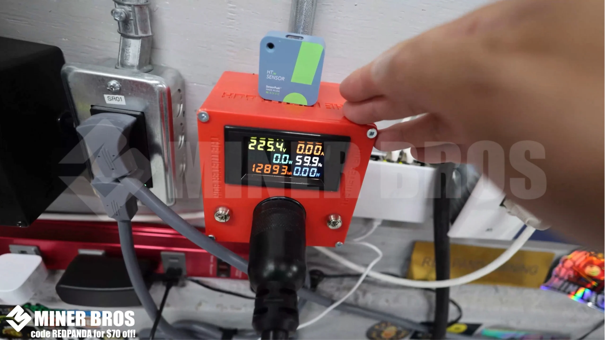 Power Setup Use a 240V 30A circuit installed by a certified electrician. -5